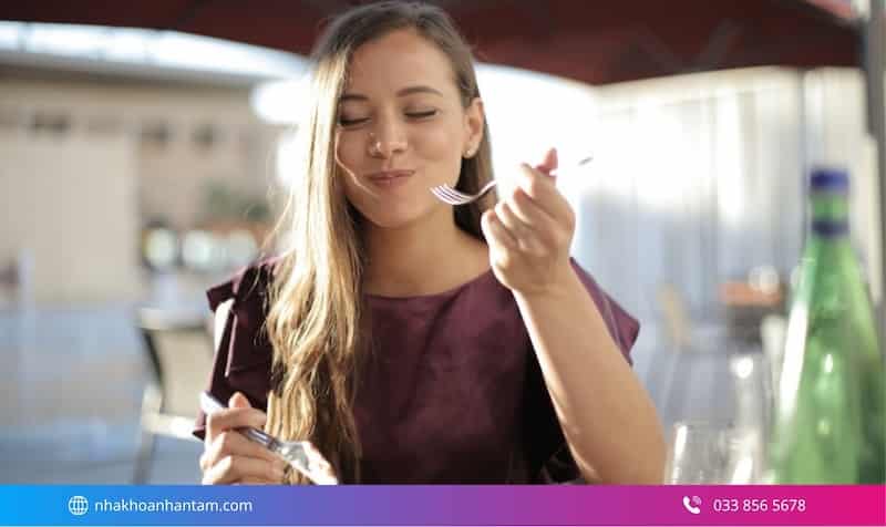 quy trình trồng răng implant toàn hàm