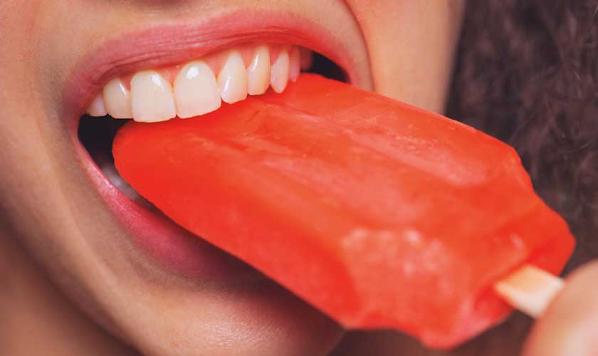 Tủy răng bị tổn thương sẽ gây đau khi ăn thực phẩm lạnh