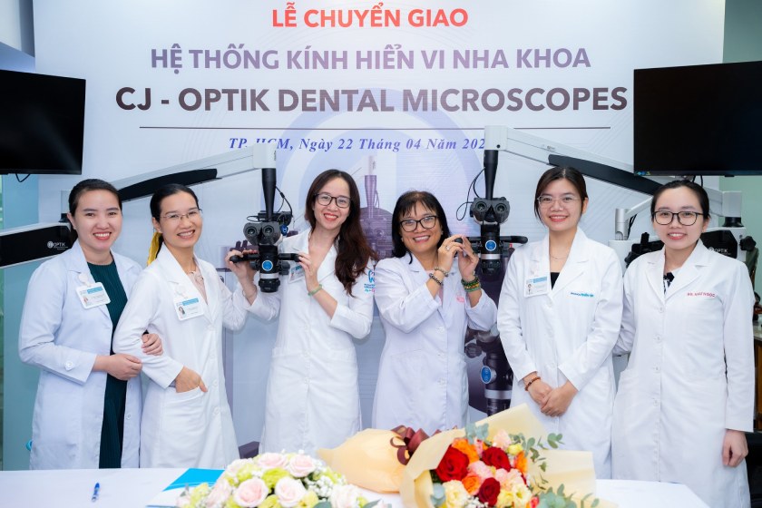 Bác sĩ Cúc hiện đang công tác tại Nha khoa Nhân Tâm