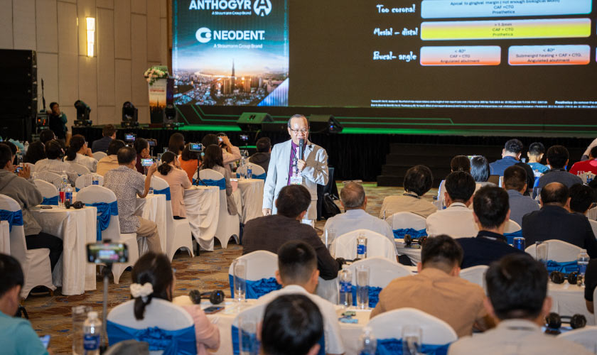 Hình ảnh TS.BS Võ Văn Nhân tại Hội nghị Straumann 2025