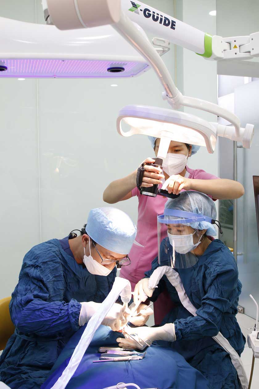 Công nghệ định vị X Guide mang đến độ chính xác cao gấp 11 lần so với việc không sử dụng