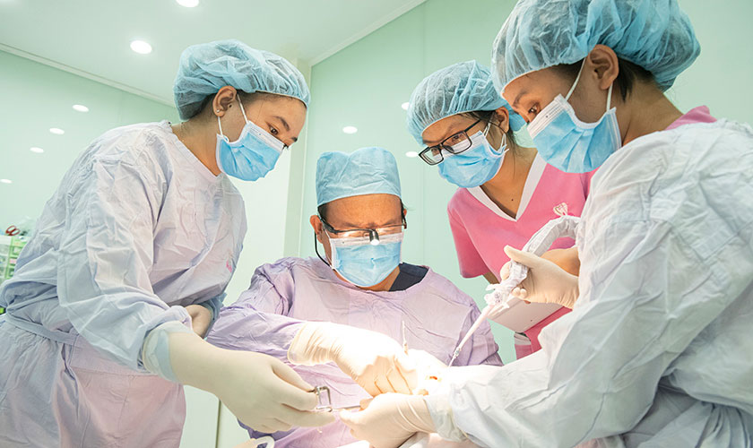 TS.BS Võ Văn Nhân - Chuyên gia hàng đầu Việt Nam trong lĩnh vực cấy ghép răng Implant TS.BS Võ Văn Nhân - Chuyên gia hàng đầu Việt Nam trong lĩnh vực cấy ghép răng Implant