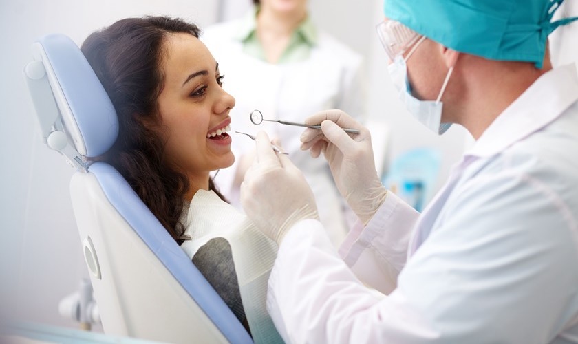 Nhược điểm và những lưu ý khi trồng răng Implant