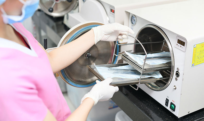 Nha khoa Nhân Tâm xây dựng hệ thống vô trùng khép kín đạt chuẩn quốc tế Nha khoa Nhân Tâm xây dựng hệ thống vô trùng khép kín đạt chuẩn quốc tế