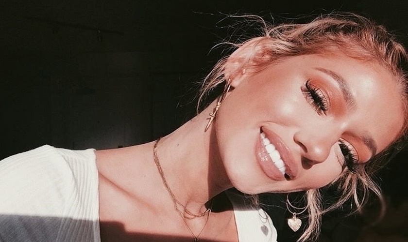 Phục hình răng thẩm mỹ với phương pháp cấy ghép Implant Mỹ và Pháp