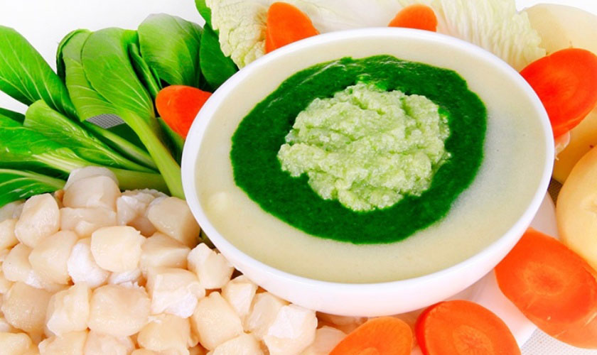 Sau khi nhổ răng khôn nên ăn cháo, súp để dễ tiêu hóa và không làm ảnh hưởng đến vết thương