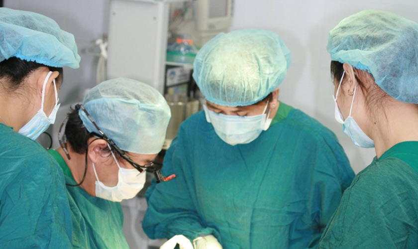 Cấy ghép răng cho người thiếu răng bẩm sinh