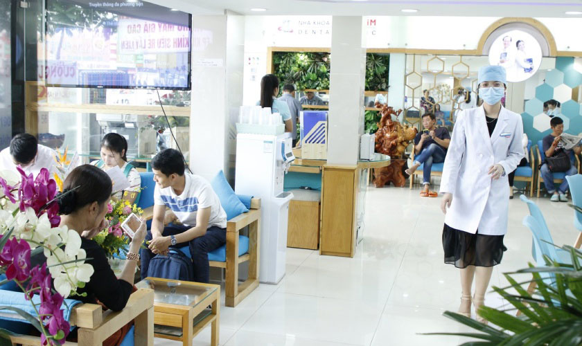 Nha khoa Nhân Tâm có cơ sở vật chất khang trang, sạch sẽ