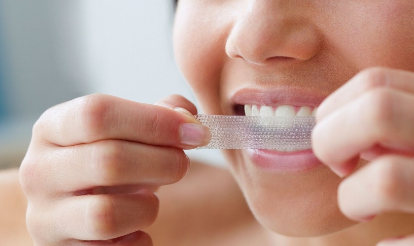 Miếng dán tẩy trắng răng có giá rất rẻ nhưng chất lượng chưa được kiểm chứng Miếng dán tẩy trắng răng có giá rất rẻ nhưng chất lượng chưa được kiểm chứng