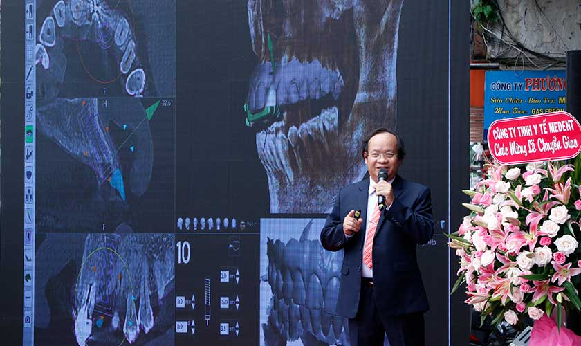 TS-BS Võ Văn Nhân tại buổi lễ