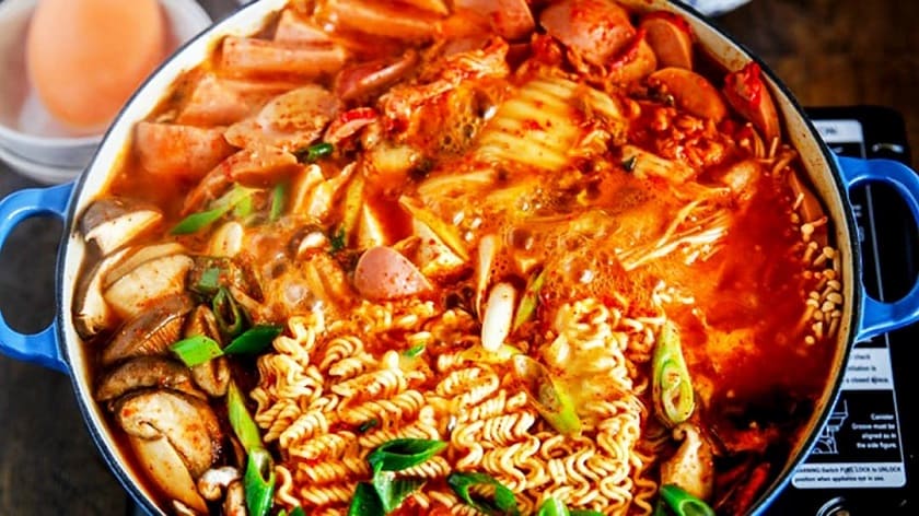 Khi sử dụng thuốc chữa nhiệt miệng cần tuân theo sự hướng dẫn của bác sĩ