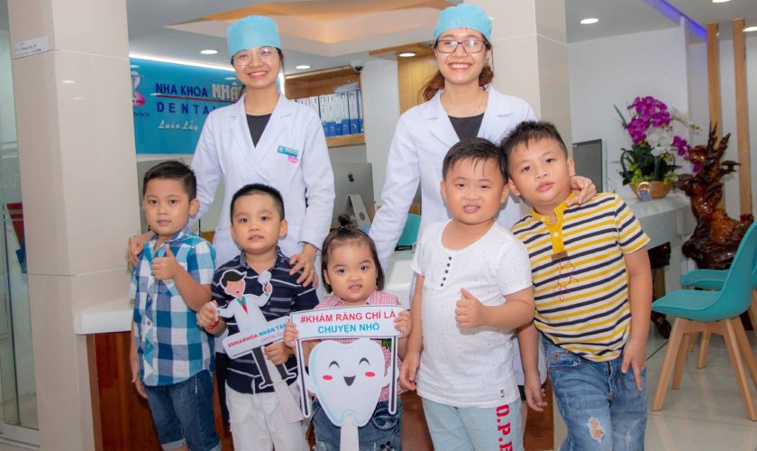 Nha khoa Nhân Tâm – Địa chỉ nhổ răng trẻ em uy tín tại Sài Gòn Nha khoa Nhân Tâm – Địa chỉ nhổ răng trẻ em uy tín tại Sài Gòn