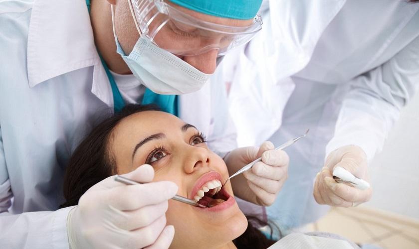 Bọc răng sứ cho răng sâu bao nhiêu tiền? Có cần thiết không?