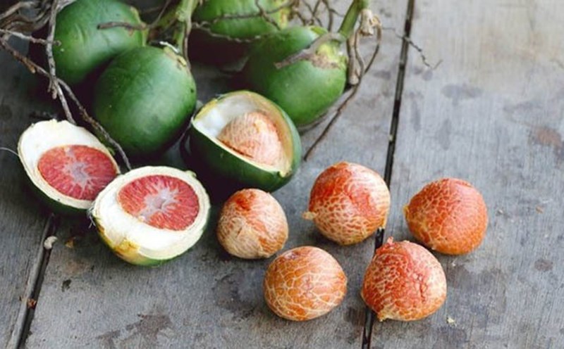 Cách trị kẽ răng bị đen tại nhà bằng quả cau