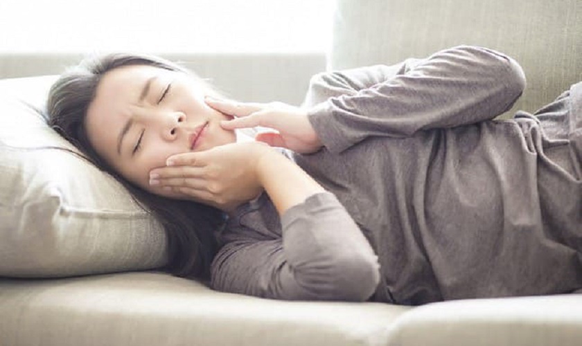 Nghiến răng khi ngủ gây đau mỏi cơ hàm