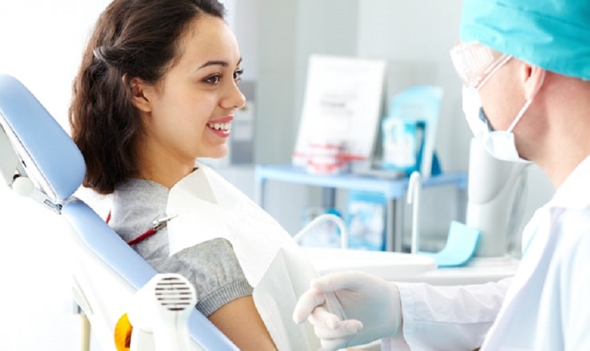 Nên thăm khám và điều trị tận gốc tình trạng sưng viêm nướu tại nha khoa