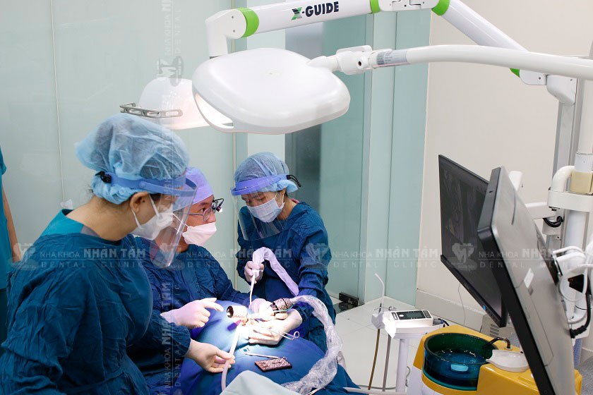 Nha khoa uy tín sẽ có chính sách bảo hành lâu dài, rõ ràng Nha khoa uy tín sẽ có chính sách bảo hành lâu dài, rõ ràng