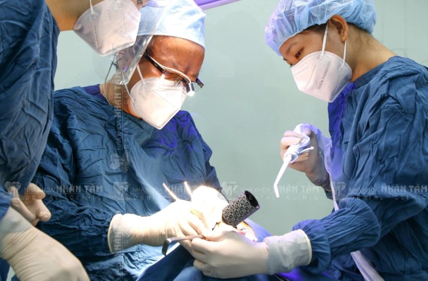 Lựa chọn nha khoa uy tín để trồng răng Implant