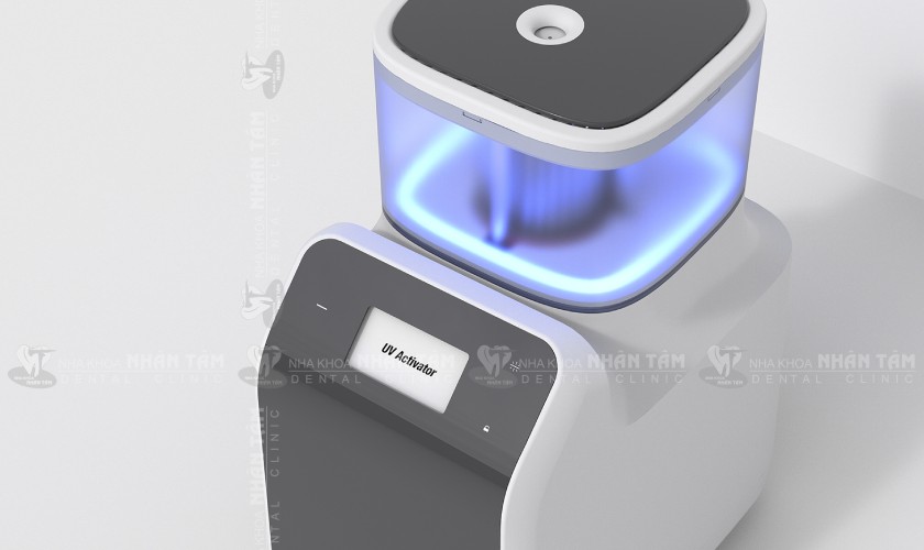 Công nghệ UV Activator giảm nguy cơ viêm nhiễm khi cấy ghép Implant Công nghệ UV Activator giảm nguy cơ viêm nhiễm khi cấy ghép Implant