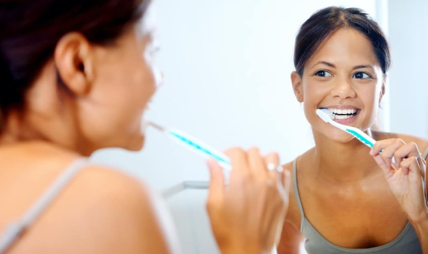 Chăm sóc răng miệng kỹ lưỡng sau khi lấy tủy