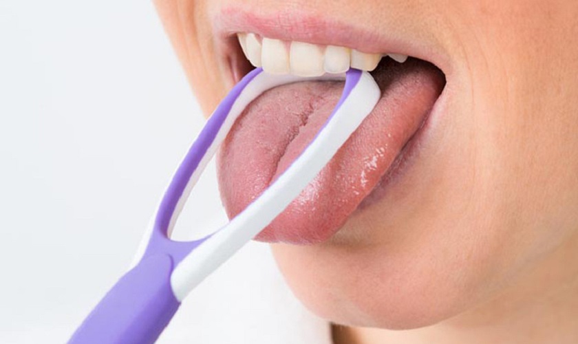 Vệ sinh răng miệng đúng cách để phòng tránh bệnh về lưỡi