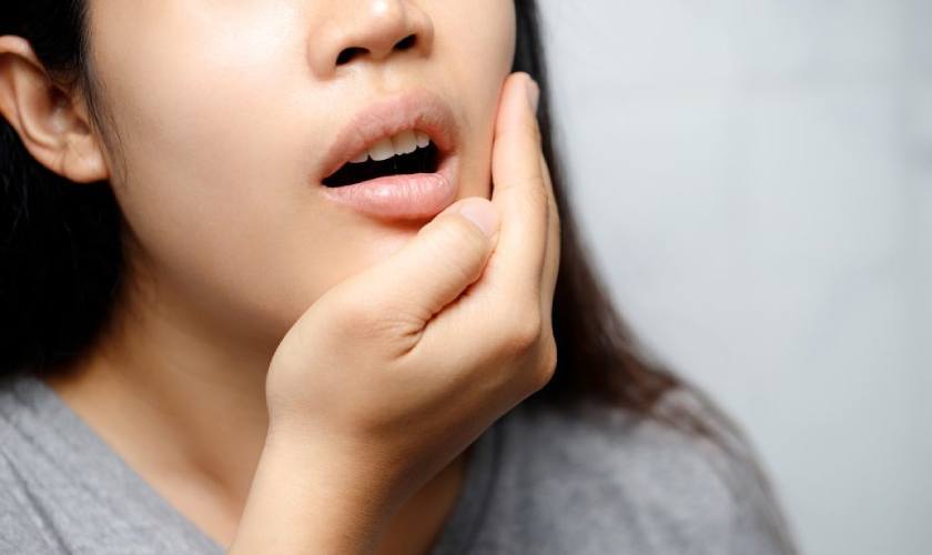 Hình ảnh đau răng theo nguyên nhân và cách điều trị