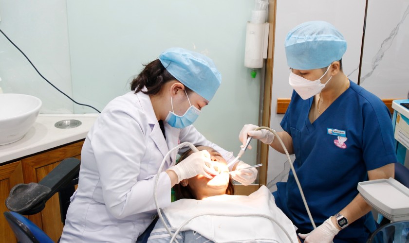 Bác sĩ Ngân luôn hết lòng vì bệnh nhân Bác sĩ Ngân luôn hết lòng vì bệnh nhân