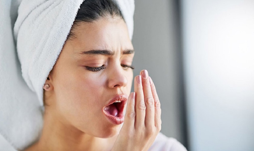 Có những phương pháp chăm sóc răng miệng và họng để ngăn ngừa hôi miệng từ cổ họng không? Đối với những người bị viêm họng thường xuyên, những biện pháp này có hiệu quả không?
