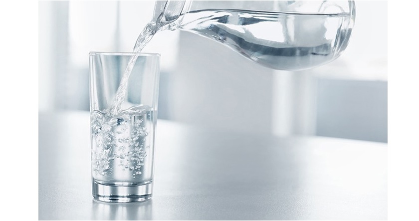 Bổ sung nhiều nước là cách khắc phục tình trạng hôi miệng nhanh nhất