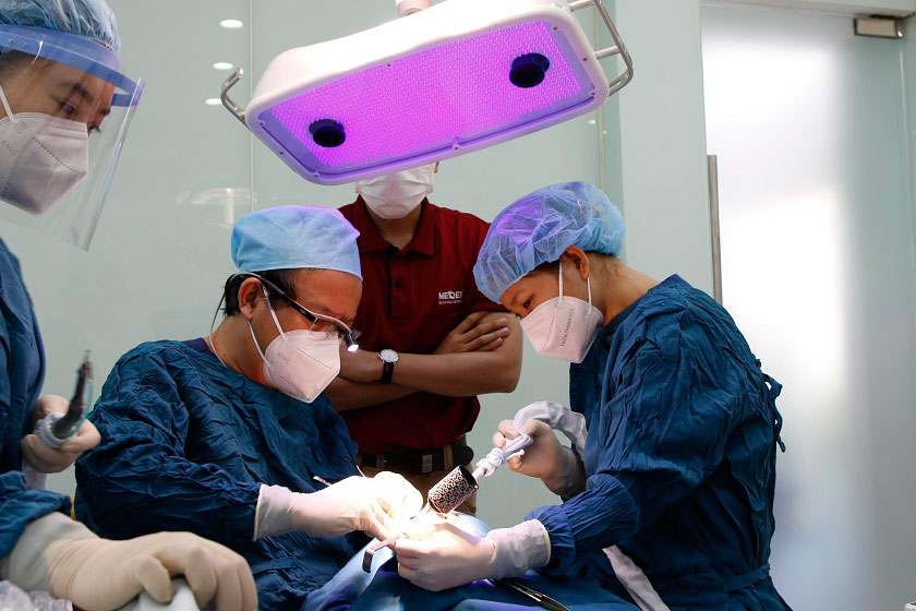 Cấy ghép Implant tức thì tại Nha khoa Nhân Tâm