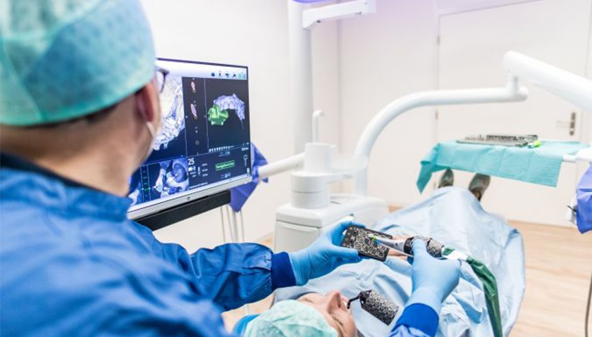 Ứng dụng công nghệ định vị trong cấy ghép Implant tại Nha khoa Nhân Tâm