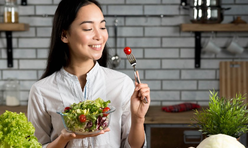 Xây dựng chế độ ăn uống lành mạnh để phòng ngừa lở miệng