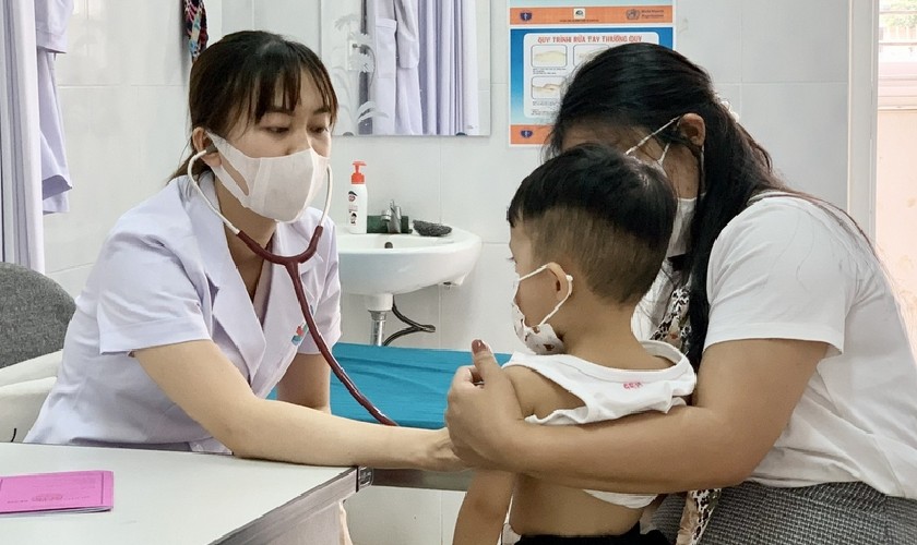 Uống thuốc theo chỉ định của bác sĩ