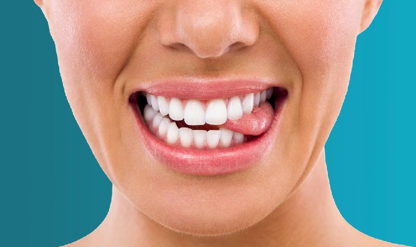 Cắn vào lưỡi có thể gây tổn thương, hình thành nhiệt lưỡi