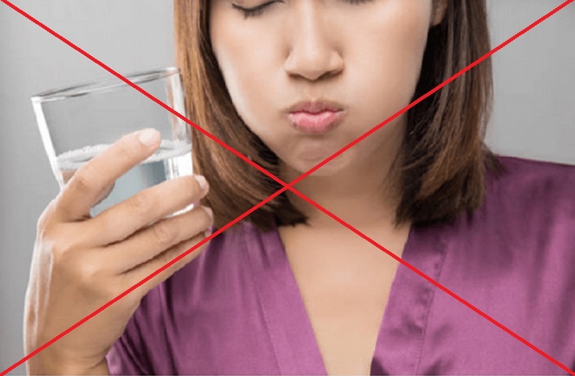 Không súc miệng trong 6 giờ đầu để tránh tác động xấu tới cục máu đông