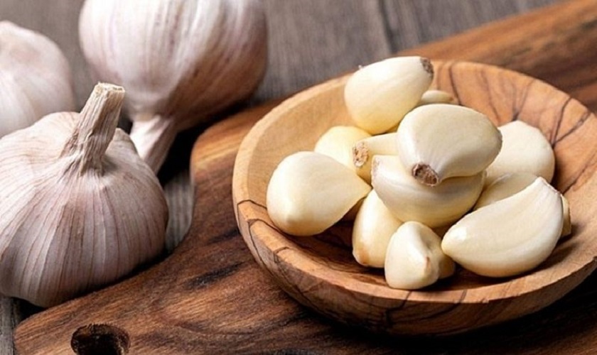 Sử dụng tỏi là một trong những mẹo chữa viêm chân răng đem lại hiệu quả cao