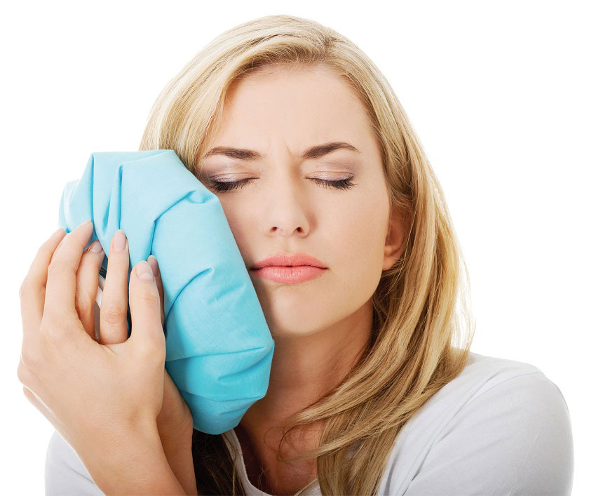 Chườm đá lạnh