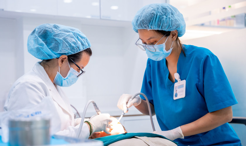 Thăm khám và điều trị răng khôn tại Nha khoa Nhân Tâm Thăm khám và điều trị răng khôn tại Nha khoa Nhân Tâm