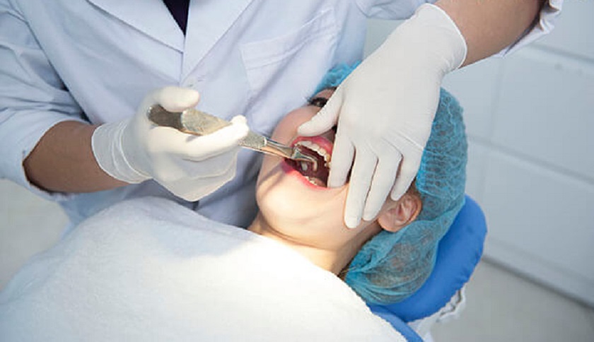 Nhổ răng số 5 hàm trên có đau không?