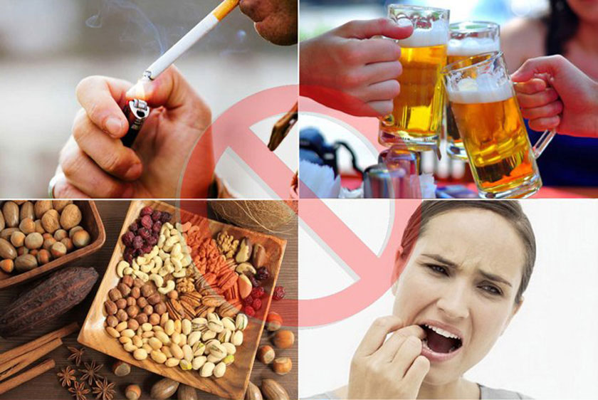 Sau khi nhổ răng khôn, bạn nên tránh các thực phẩm cứng, rượu bia, thuốc lá, đồng thời không đụng chạm vào vị trí nhổ răng