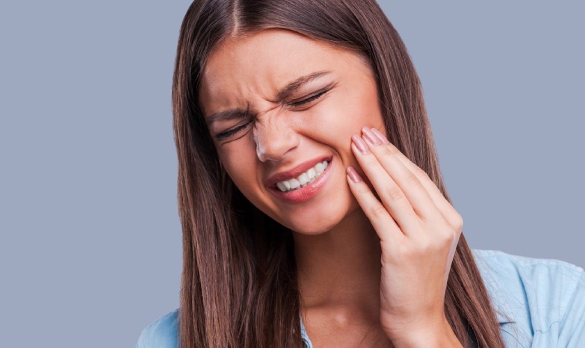 Nhổ răng khôn tại địa chỉ kém uy tín có thể gây đau nhức kéo dài