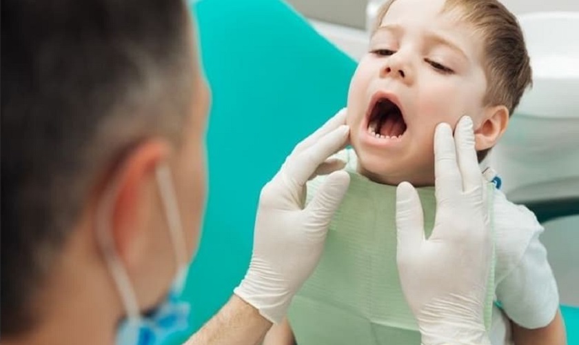 Việc nhổ răng hàm sữa ở tuổi 5 có ảnh hưởng đến răng vĩnh viễn?
