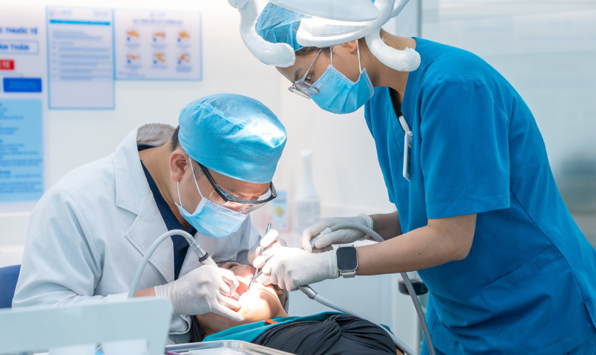 Nha khoa Nhân Tâm là địa chỉ nhổ răng khôn uy tín được nhiều