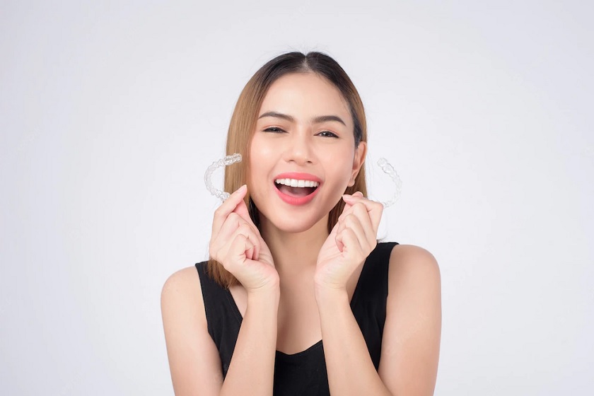 Niềng răng trong suốt Invisalign