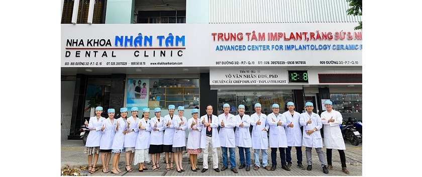 Nha khoa Nhân Tâm cùng đội ngũ bác sĩ với hơn 25 năm kinh nghiệm