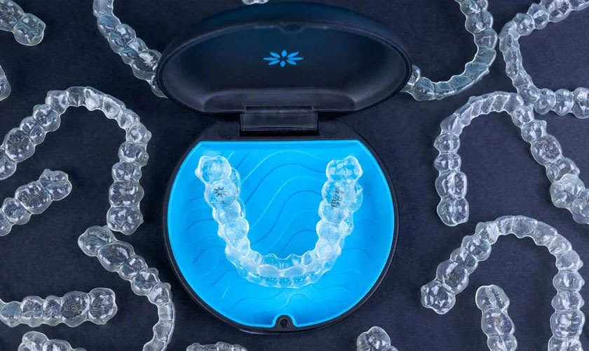 Niềng răng trong suốt Invisalign đảm bảo thẩm mỹ cao trong khi niềng