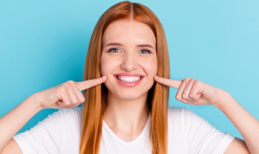 Bọc răng sứ mang đến một nụ cười tươi tắn rạng rỡ