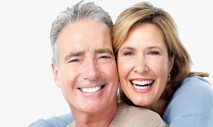 Hãy liên hệ nha khoa Nhân Tâm để được bọc răng sứ giá rẻ chất lượng cao.