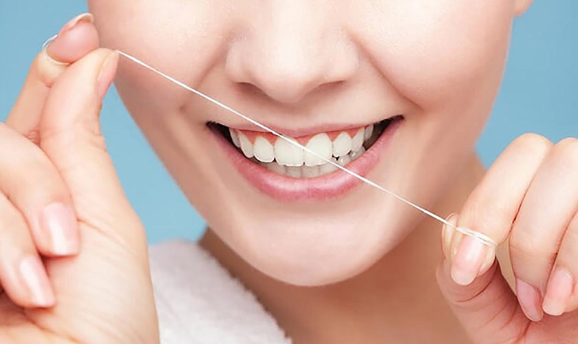 Chăm sóc răng sứ đúng cách sẽ mang đến nụ cười đẹp và hàm răng chắc khỏe