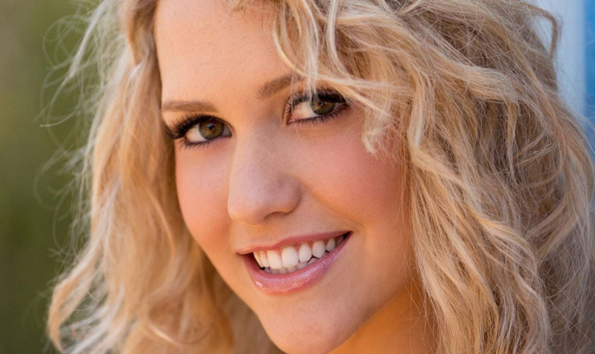 Quy trình trồng răng sứ Titan diễn ra nhanh chóng